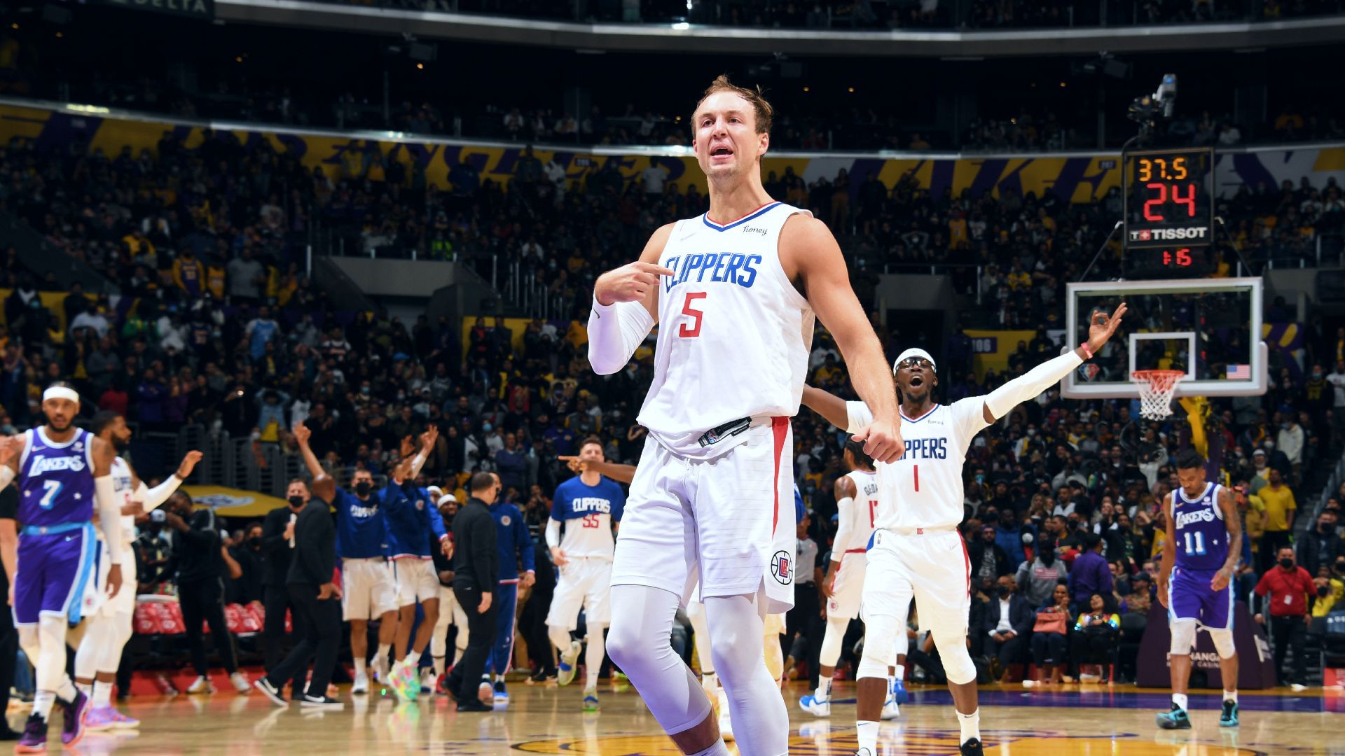 Clippers Menangi Derbi Los Angeles