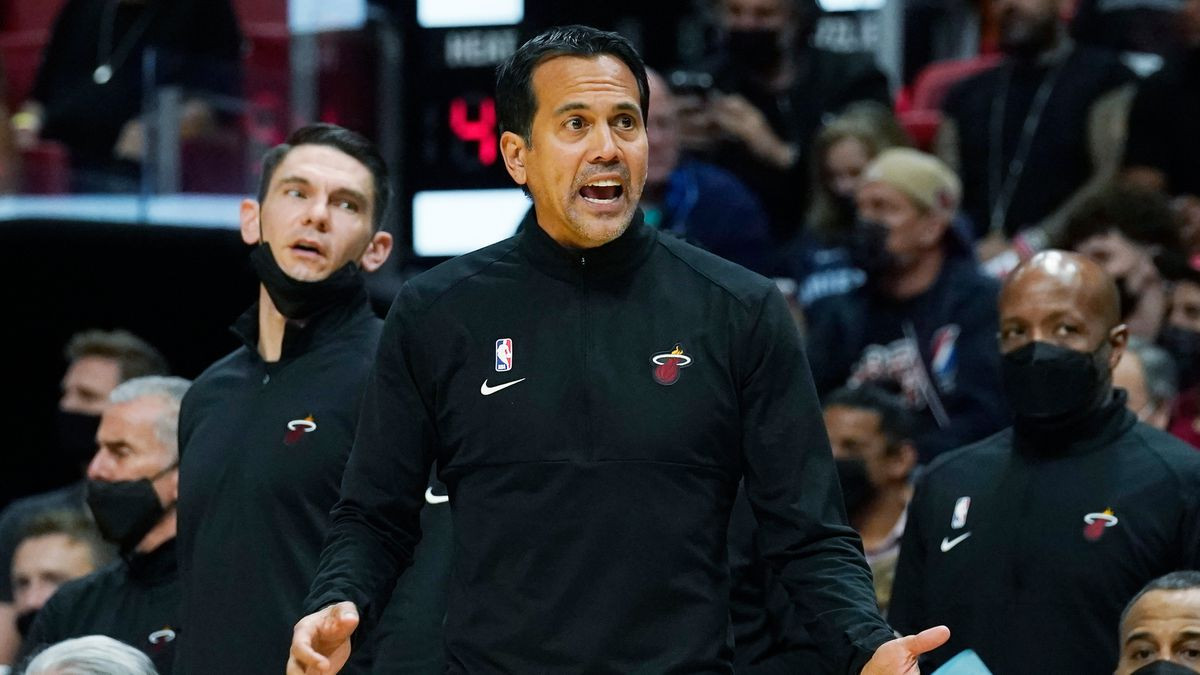 Erik Spoelstra Mempertanyakan Protokol Karantina NBA