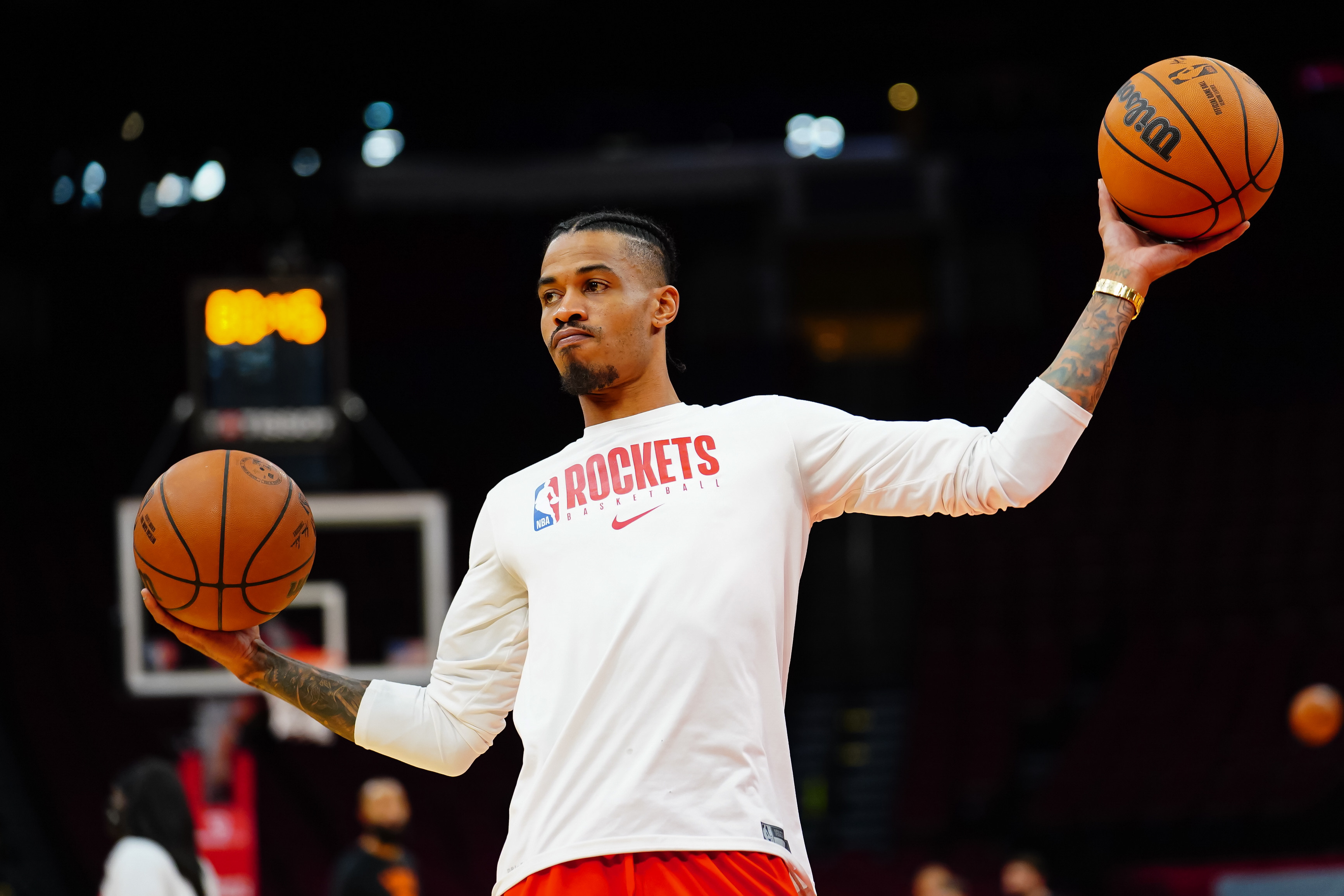 Mundur dari Tim Kepelatihan Rockets