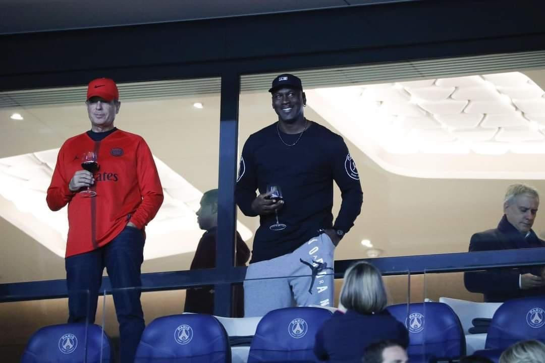 Michael Jordan Terciprat Untung Saat Lionel Messi Merapat ke PSG