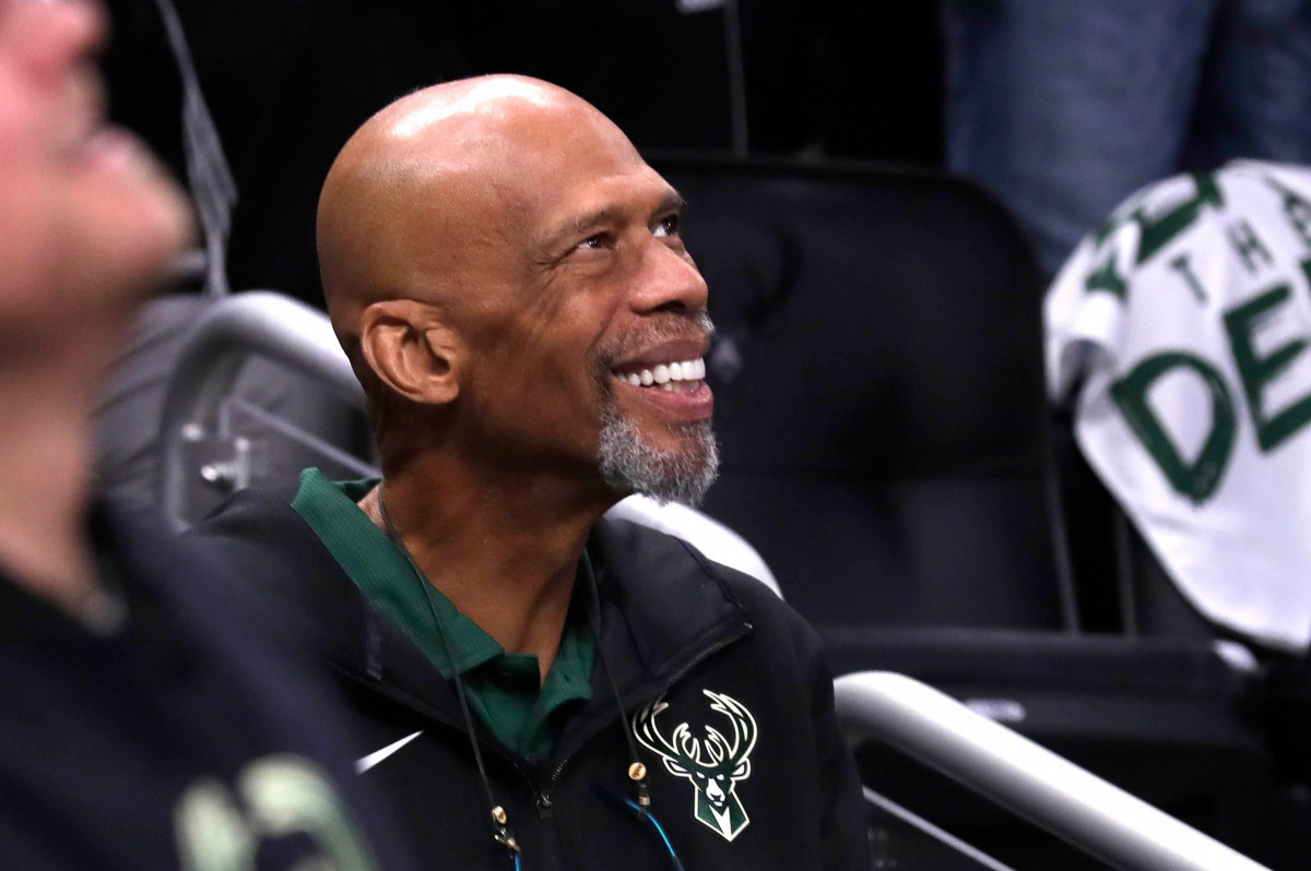 Kareem Abdul-Jabbar: Pemain yang Tidak Vaksin Sebaiknya Dikeluarkan dari Tim