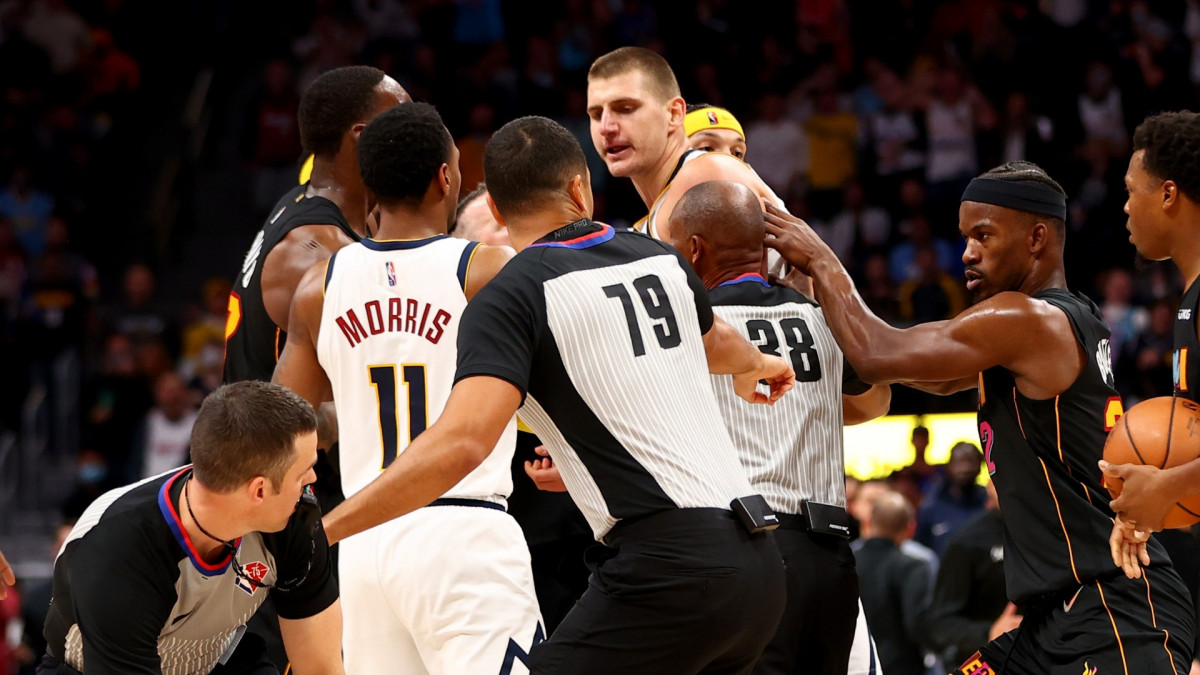 NBA Turunkan Sanksi untuk Nikola Jokic, Markieff Morris dan Jimmy Butler