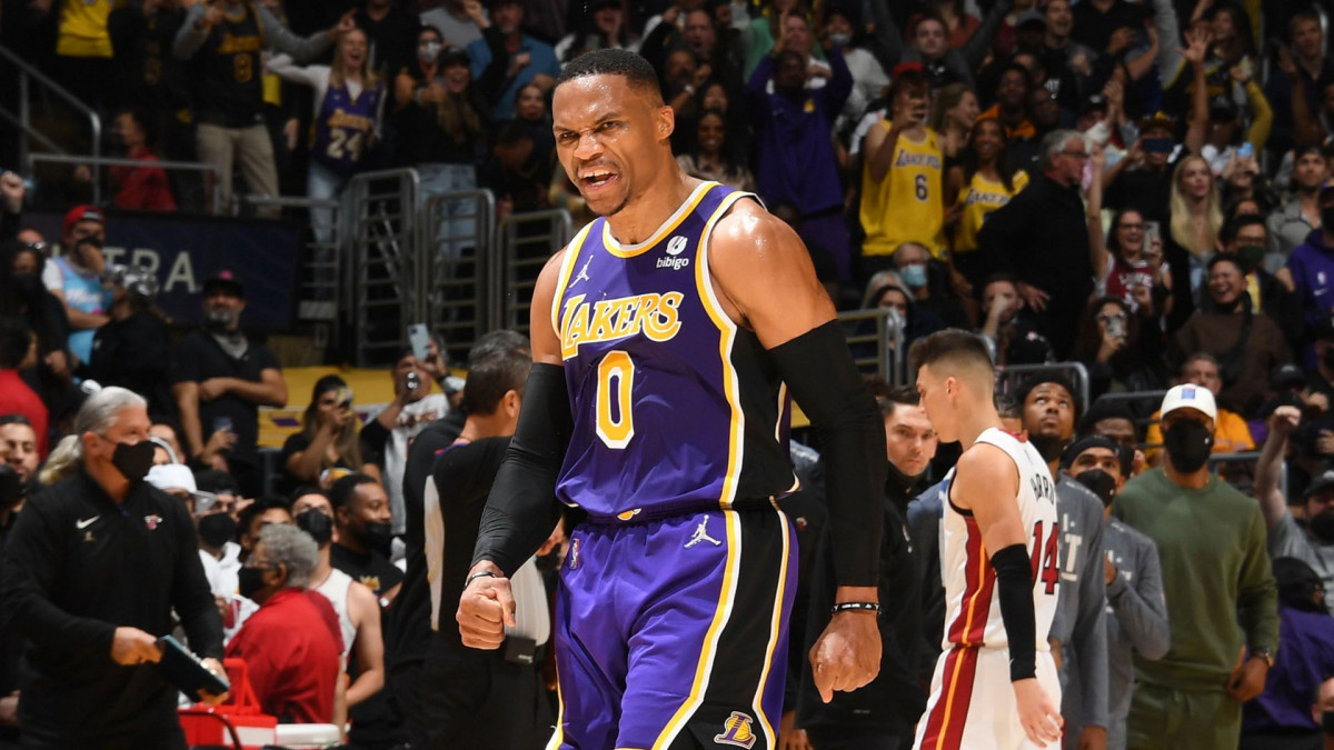 Tripel-Dobel Westbrook Padamkan Heat, Lakers Menangi Dua Laga Overtime Beruntun