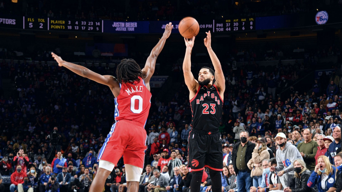 Sepasang Tripoin Raptors Sudahi Perlawanan Sixers