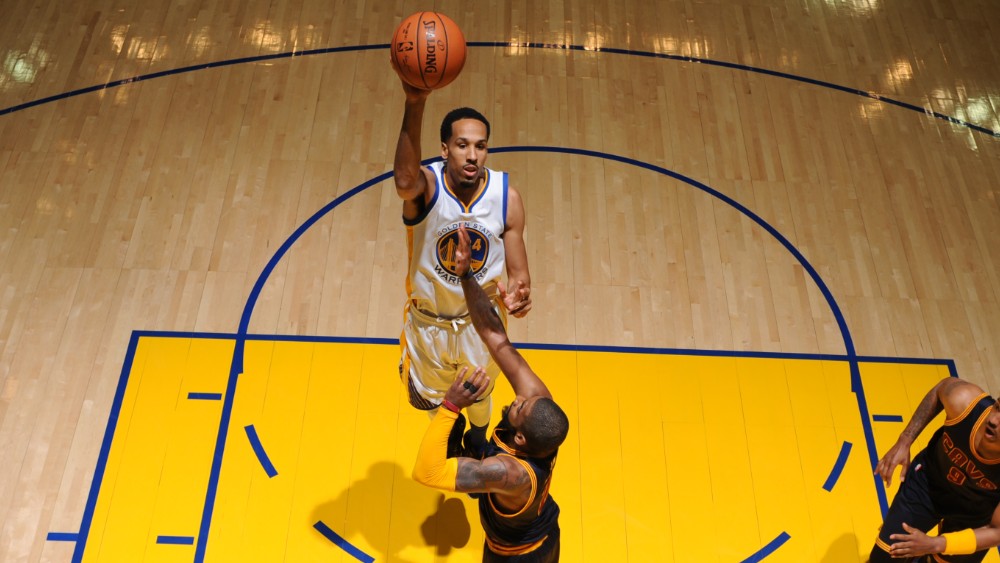 160602231406-shaun-livingston-kyrie-irving-2016-nba-finals---game-one.1000x563