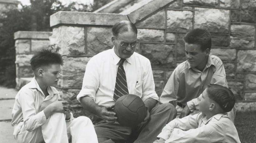 debruce-naismith-kids