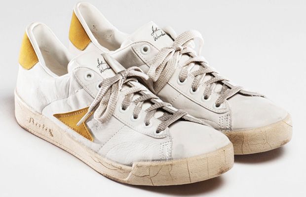 Bata dan Wilson Berkolaborasi untuk Rilisan Ulang Sepatu John Wooden mainbasket