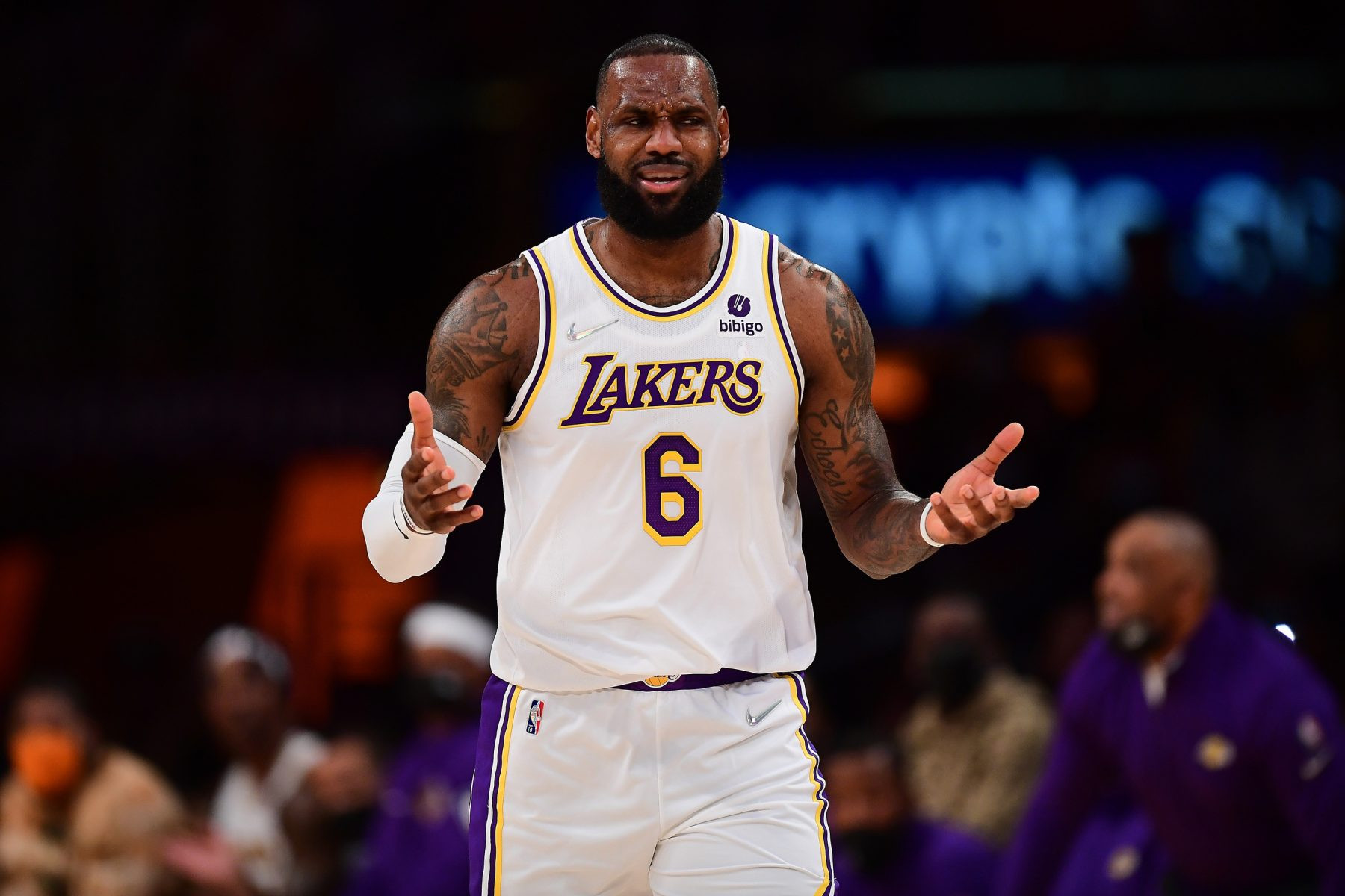 LeBron James Bandingkan Lakers dengan Warriors dan Suns