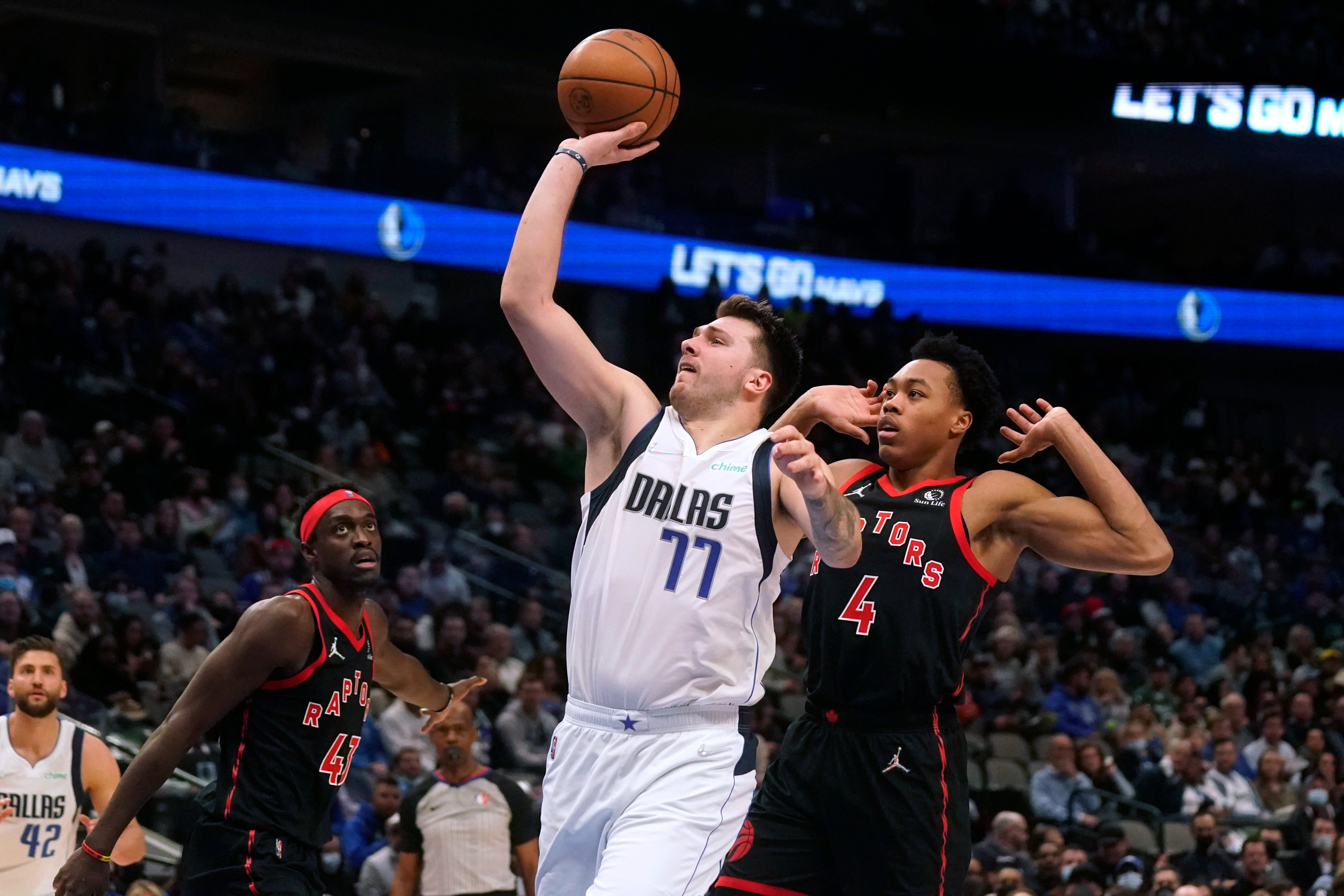 Luka Doncic Dobel-dobel dengan 41 Poin, Mavericks Jaga Tren Positif