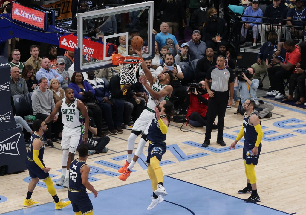 Grizzlies Tidak Kasih Ampun Bucks