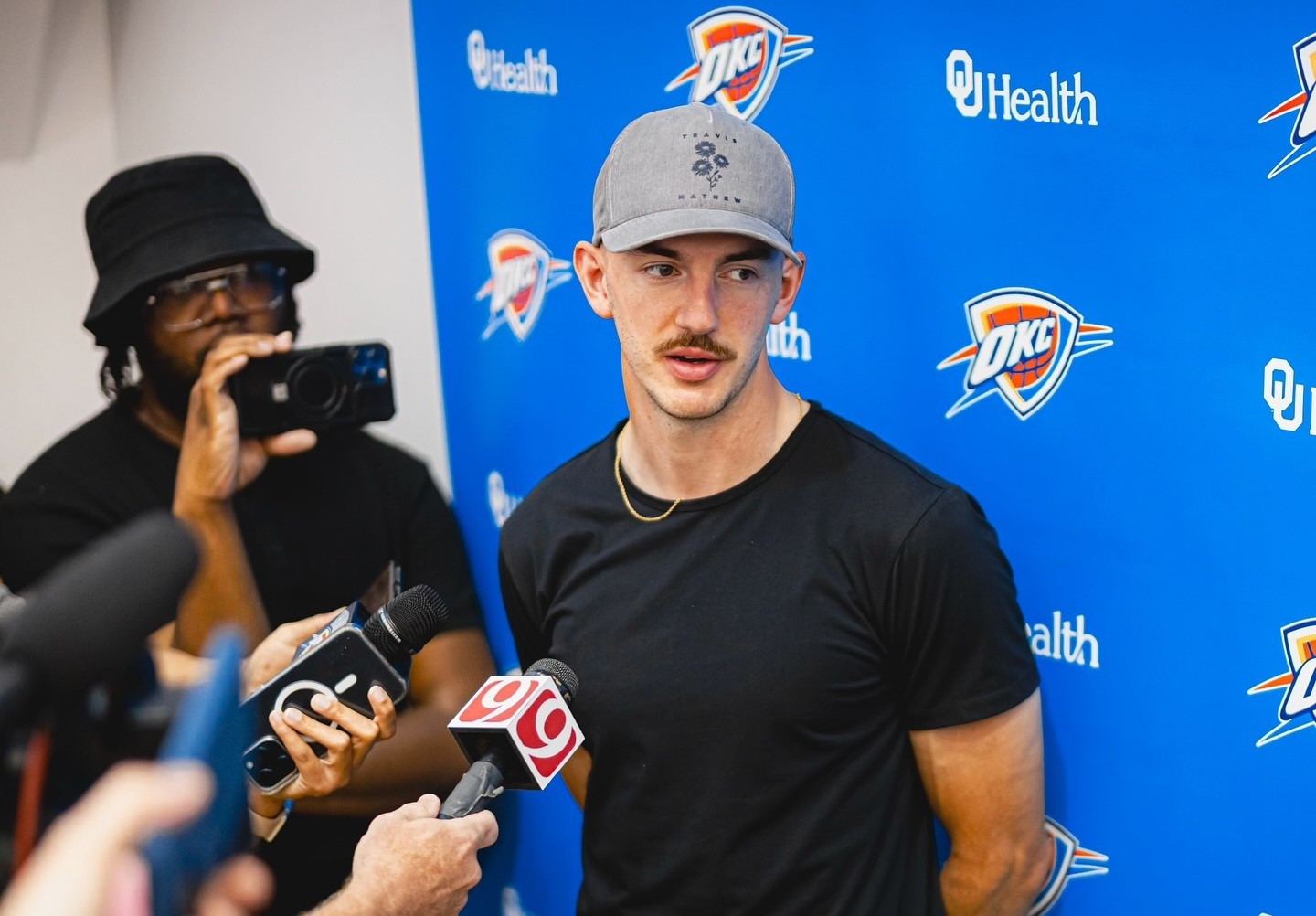 OKC Thunder Berniat Memperpanjang Alex Caruso - mainbasket.com
