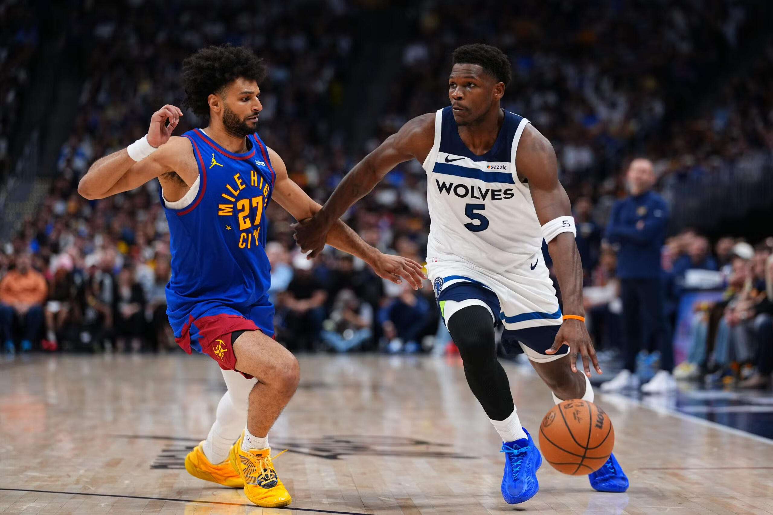 Timberwolves Bangkit Kalahkan Nuggets 119-114, Seri Playoff Imbang 1-1
