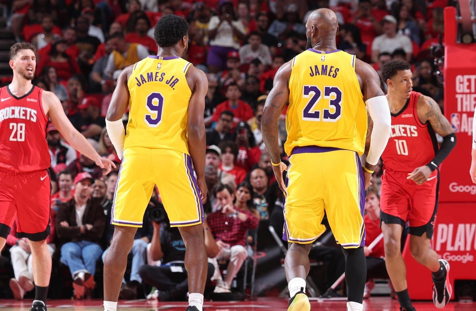 Umpan Bersejarah LeBron ke Bronny di Playoff NBA yang Menggetarkan