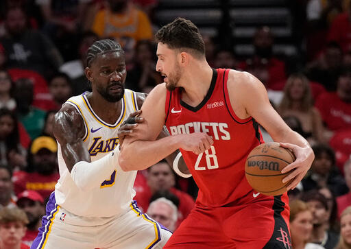 Reaksi Alperen Sengun Soal Pelanggaran Berat Deandre Ayton di Playoff NBA