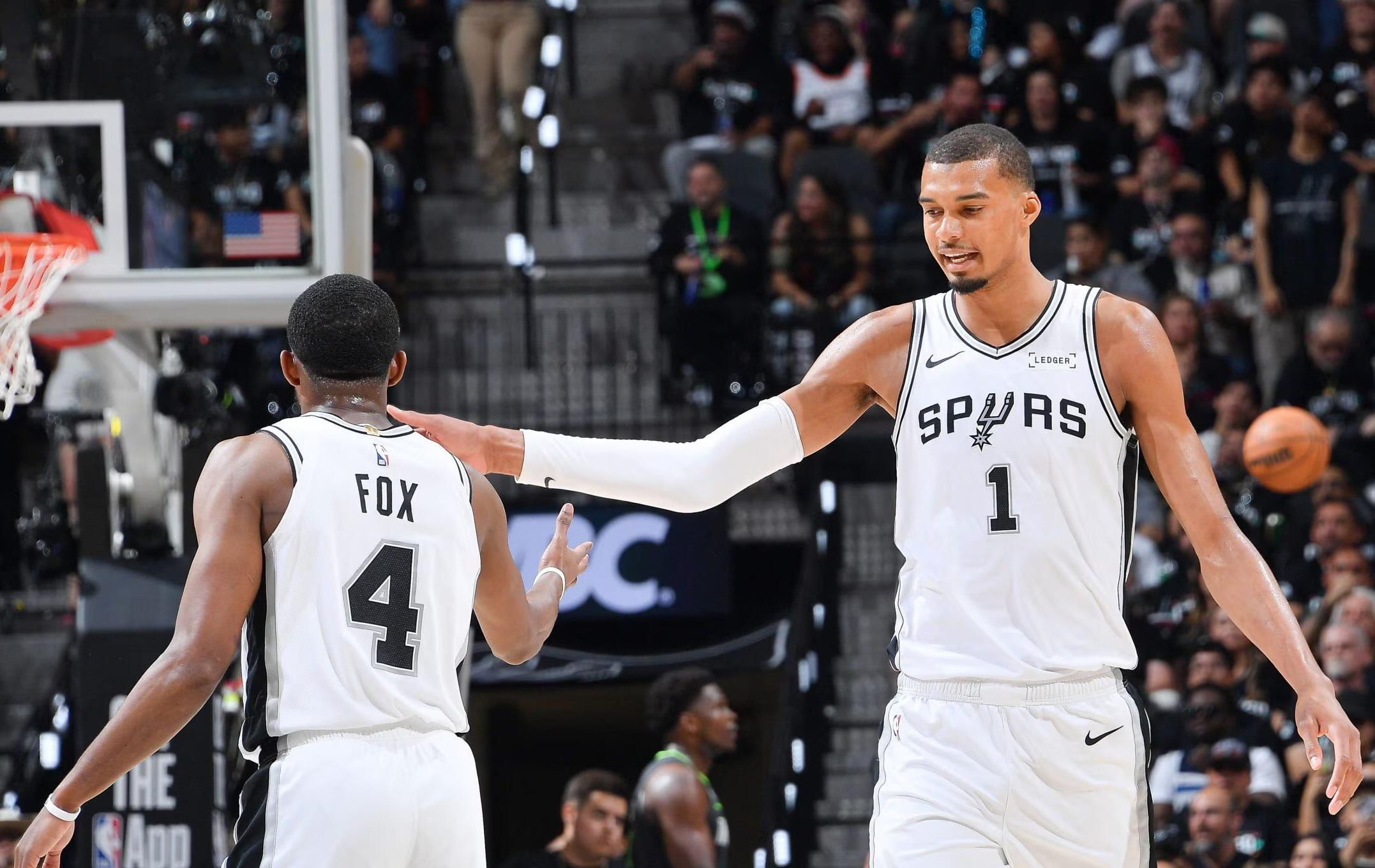 Spurs Hancurkan Timberwolves 133-95, Kekalahan Terburuk di Playoff NBA